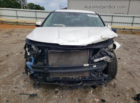 KNDNB4H37R6358339 2024 KIA CARNIVAL White 