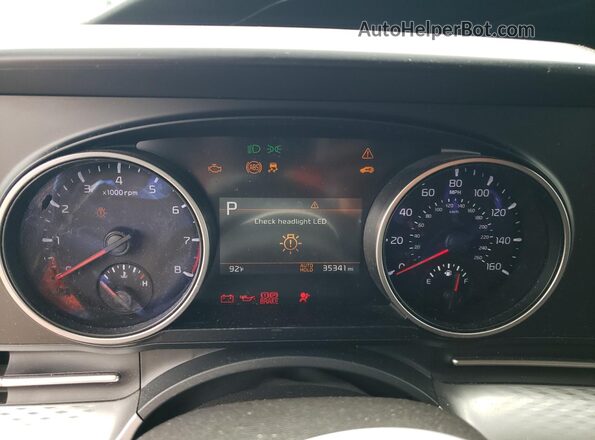 KNDNB4H37R6358339 2024 KIA CARNIVAL White 