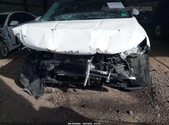 KNDNB4H38N6157902 2022 KIA CARNIVAL MPV White Вид спереду