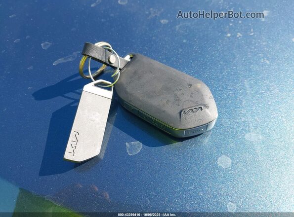 KNDNE5KA9T6092270 2026 KIA CARNIVAL MPV HYBRID Blue Vista del salpicadero