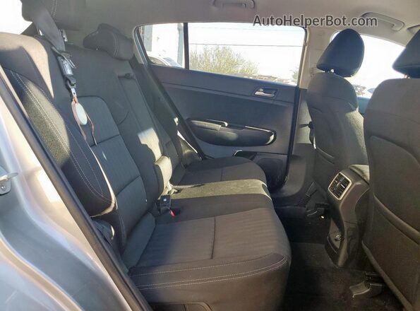 KNDPM3AC1M7915692 2021 KIA SPORTAGE Серебряный Вид задней части салона
