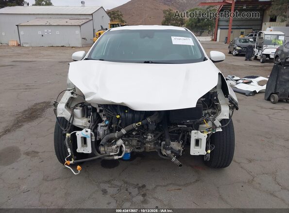 KNDPM3AC1N7002206 2022 KIA SPORTAGE White Vista interior trasera