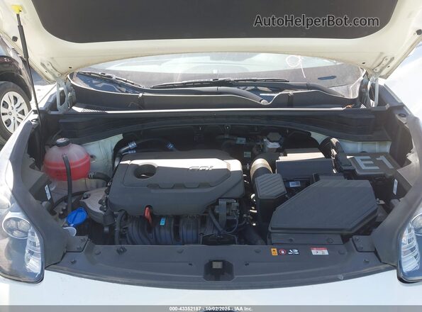 KNDPM3AC2M7903499 2021 KIA SPORTAGE White Հետևի տեսք