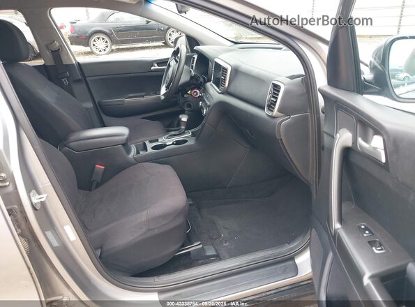 KNDPM3AC2N7968046 2022 KIA SPORTAGE Silver Սալոնի դիմացի տեսք