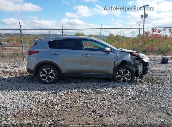 KNDPMCAC0M7880028 2021 KIA SPORTAGE Silver Вид задньої частини салону