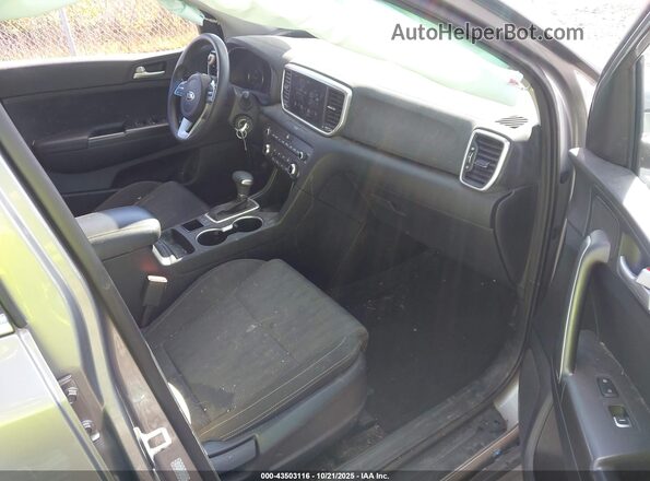 KNDPMCAC0M7880028 2021 KIA SPORTAGE Silver Вид салону спереду