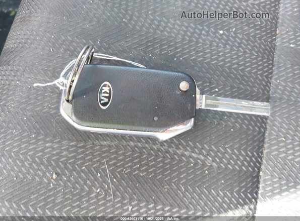 KNDPMCAC0M7880028 2021 KIA SPORTAGE Silver Вид панелі приладів