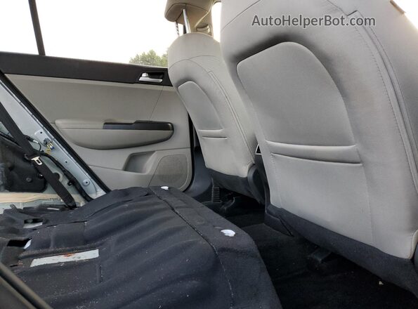 KNDPMCAC0N7011625 2022 KIA SPORTAGE Silver Vista interior trasera
