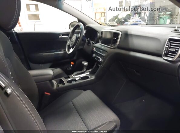 KNDPMCAC1N7958172 2022 KIA SPORTAGE Silver Widok wnętrza z przodu