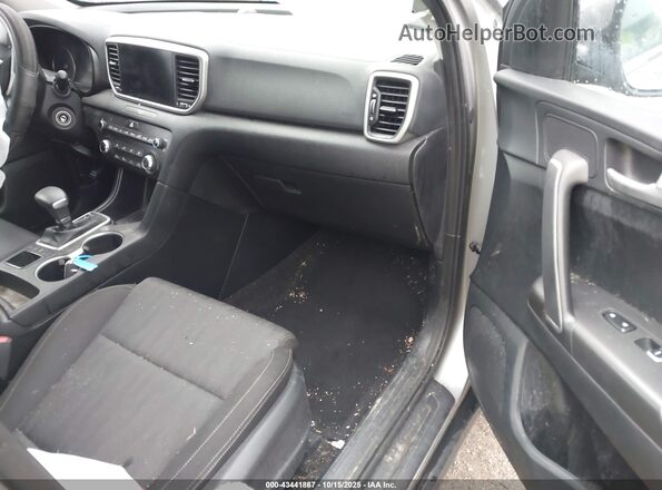 KNDPMCAC2M7942951 2021 KIA SPORTAGE Gray Front interior view