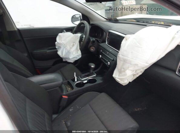 KNDPMCAC3M7892934 2021 KIA SPORTAGE White Widok wnętrza z przodu