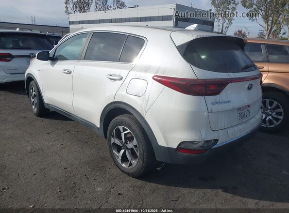 KNDPMCAC8M7917682 2021 KIA SPORTAGE White 