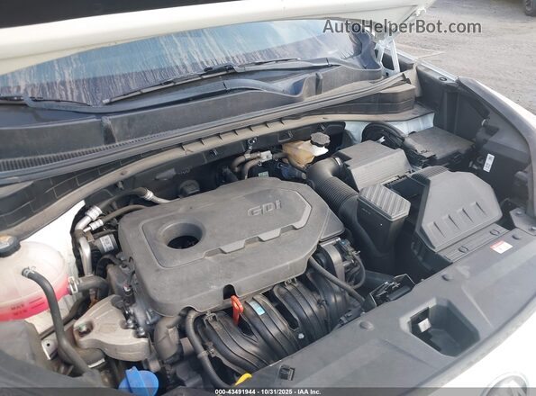 KNDPMCAC8M7917682 2021 KIA SPORTAGE White 