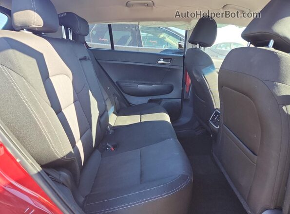 KNDPMCAC8N7965877 2022 KIA SPORTAGE Red Rear seats view