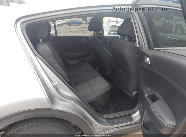 KNDPMCAC9L7739831 2020 KIA SPORTAGE Silver VIN კოდის სტიკერის ხედი