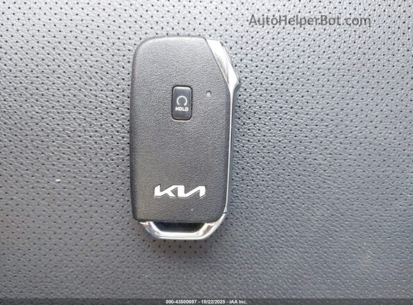 KNDPVCAG3P7028809 2023 KIA SPORTAGE HYBRID Черный Вид панели приборов