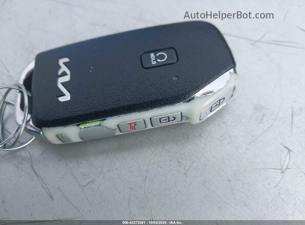 KNDPVCAG6P7029453 2023 KIA SPORTAGE HYBRID Gray 