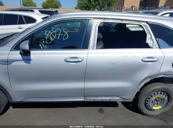 KNDRG4LG7M5055203 2021 KIA SORENTO HYBRID Silver 
