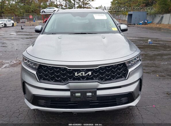 KNDRHDLG0P5161476 2023 KIA SORENTO HYBRID Gray Widok wnętrza z tyłu