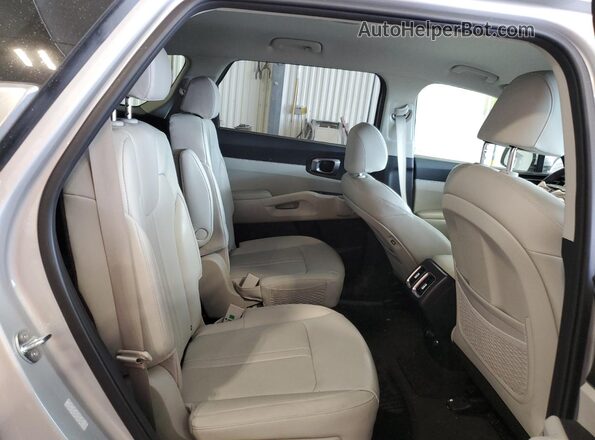 KNDRHDLG6R5247684 2024 KIA SORENTO Silver უკანა სალონის ხედი