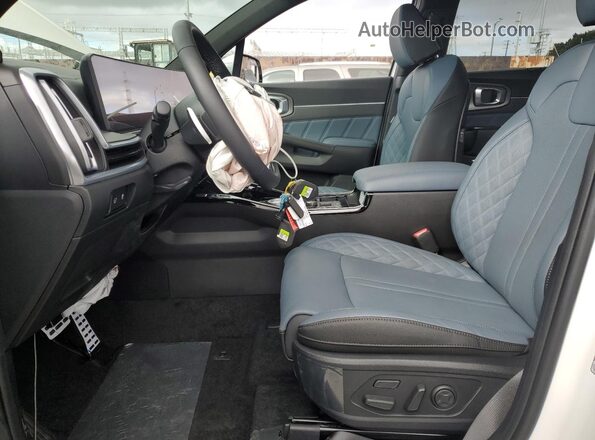 KNDRKDJG4S5414506 2025 KIA SORENTO White Вид салону спереду