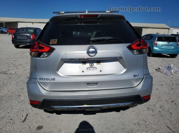 KNMAT2MT5JP506198 2018 NISSAN ROGUE Silver Rear view