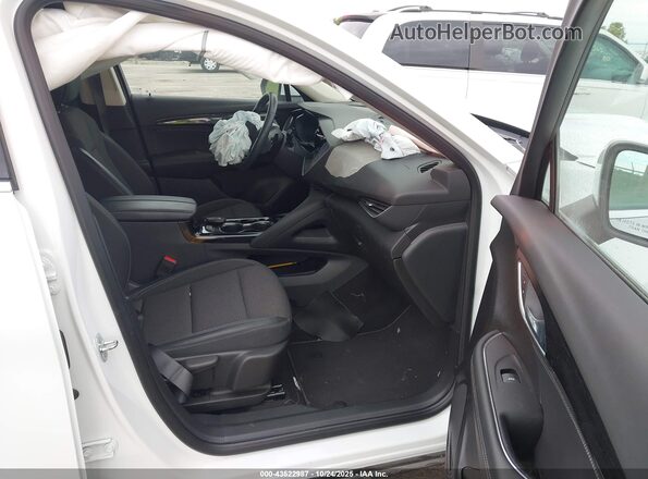 LRBAZLR45PD120072 2023 BUICK ENVISION White წინა სალონის ხედი