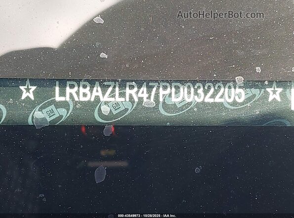 LRBAZLR47PD032205 2023 BUICK ENVISION Black ძრავის განყოფილების ხედი