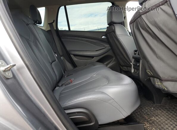 LRBFX2SA2LD017482 2020 BUICK ENVISION Gray Вид задньої частини салону