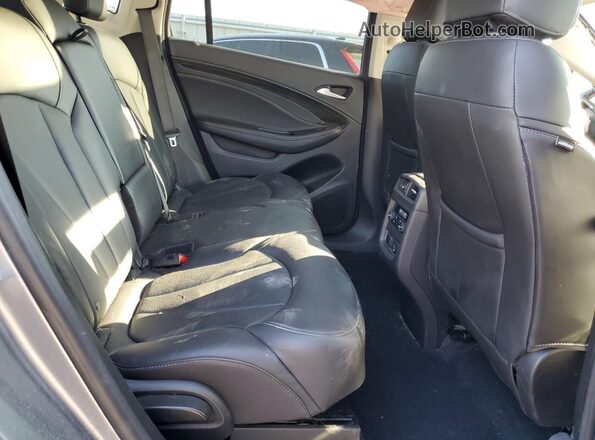 LRBFX2SA8LD157925 2020 BUICK ENVISION Gray Vista interior trasera