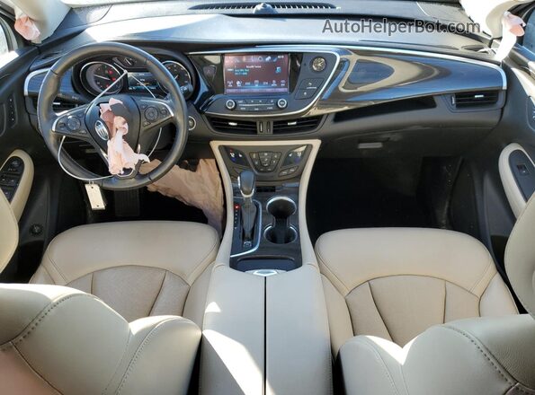 LRBFX2SA9LD087965 2020 BUICK ENVISION White Widok deski rozdzielczej