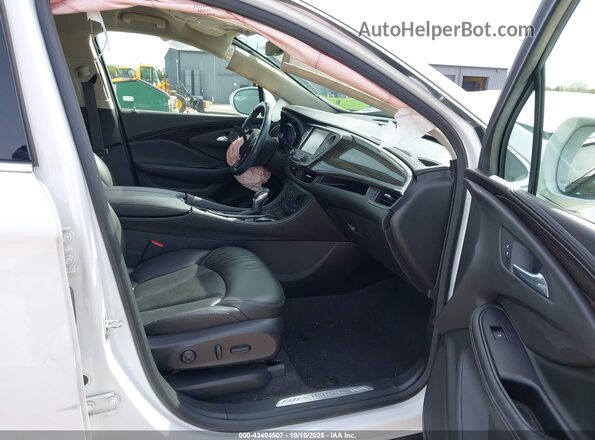 LRBFXCSA0LD013985 2020 BUICK ENVISION White Սալոնի դիմացի տեսք