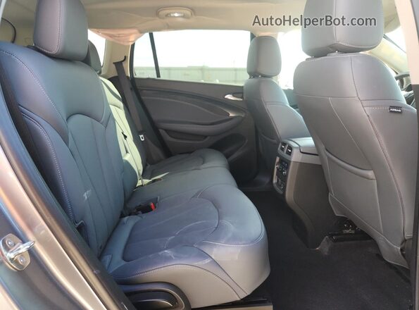 LRBFXCSA0LD034089 2020 BUICK ENVISION Gray Vista interior trasera