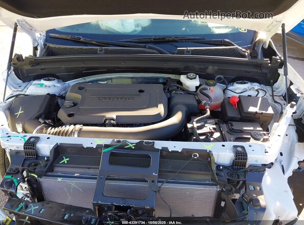 LRBFZKE41SD008271 2025 BUICK ENVISION White Вид ззаду