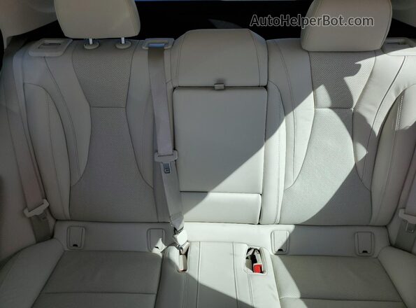 LRBFZNR43MD178422 2021 BUICK ENVISION White Widok tylnych siedzeń