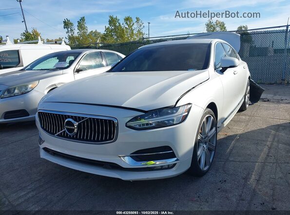 LVYA22ML2LP171321 2020 VOLVO S90 White წინა მარცხენა ხედი სამი მეოთხედიდან