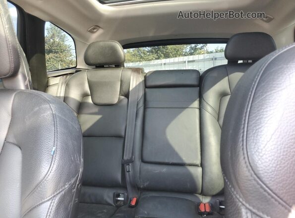 LYV102RK3JB117824 2018 VOLVO XC60 White 