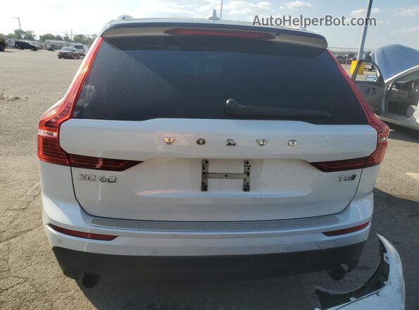 LYV102RK3JB117824 2018 VOLVO XC60 White 