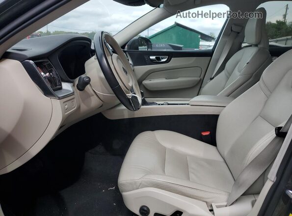 LYV102RK8KB294273 2019 VOLVO XC60 Серый Вид салона спереди