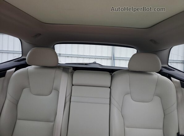 LYV102RK8KB294273 2019 VOLVO XC60 Серый Вид задних сидений