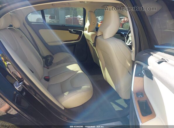 LYV402HM1HB126502 2017 VOLVO S60 INSCRIPTION Черный Вид наклейки с VIN-кодом