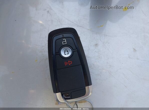 MAJ3S2GEXLC337255 2020 FORD ECOSPORT Серебряный Вид панели приборов