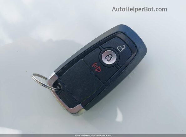 MAJ6S3KL9MC401375 2021 FORD ECOSPORT Белый Вид панели приборов