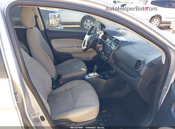 ML32F3FJ1HHF11681 2017 MITSUBISHI MIRAGE G4 Silver Front interior view
