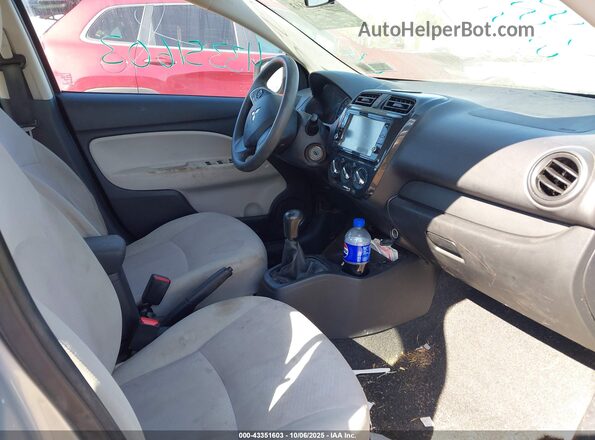 ML32F3FJ2JHF04079 2018 MITSUBISHI MIRAGE G4 Silver Widok wnętrza z przodu