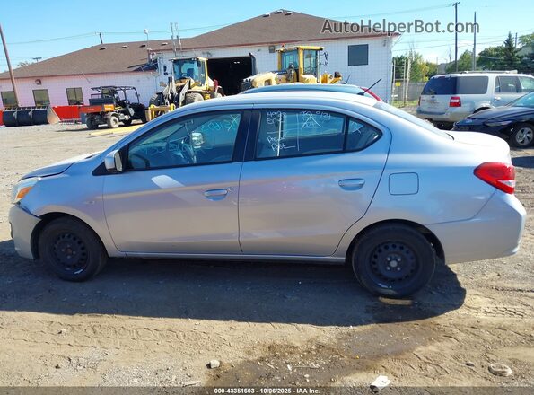 ML32F3FJ2JHF04079 2018 MITSUBISHI MIRAGE G4 Silver Widok wnętrza 360 stopni