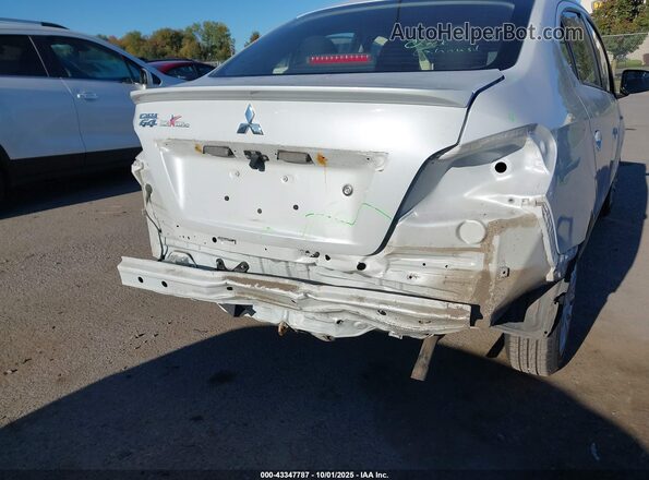 ML32FUFJ4PHF01327 2023 MITSUBISHI MIRAGE G4 White Widok z przodu
