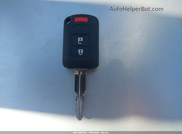 ML32FUFJ5PHF01417 2023 MITSUBISHI MIRAGE G4 Silver Առջևի վահանակի տեսք