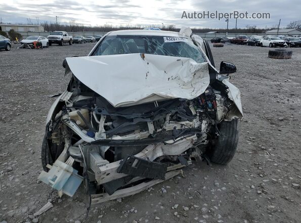 NMTKHMBX2KR096943 2019 TOYOTA LE White Vista frontal