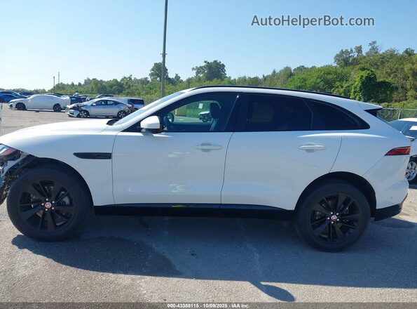 SADCJ2EX5MA687573 2021 JAGUAR F-PACE White 